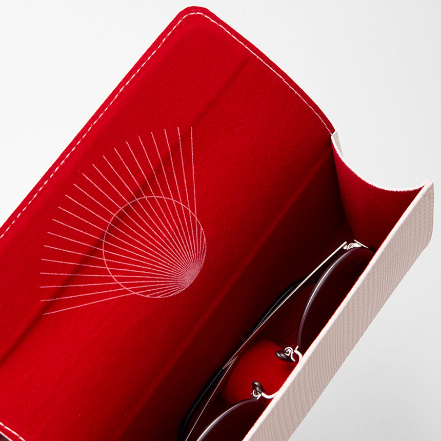 Secret Glasses (Application Period: until March 12th)